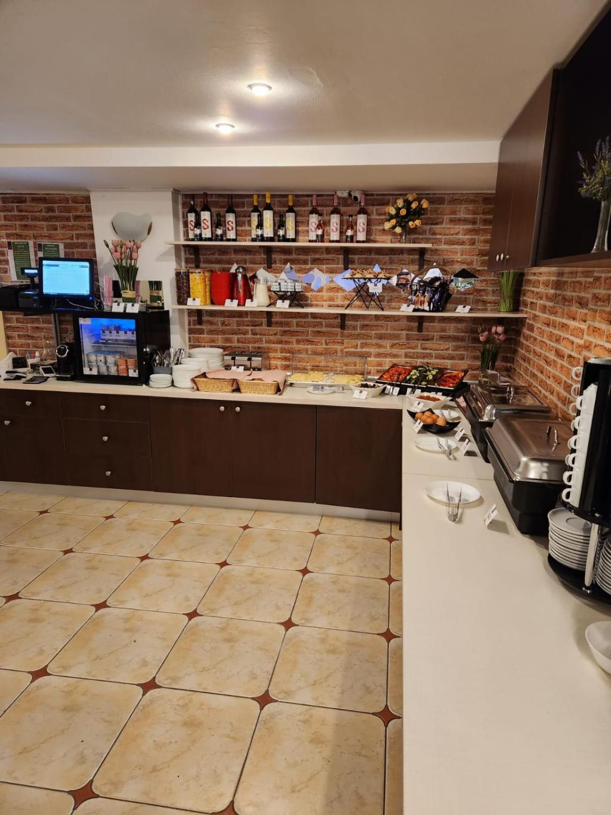 Hotel Elizeu 3*