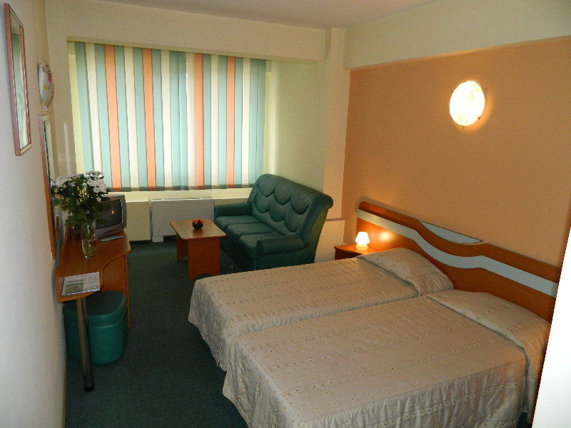 Elizeu Hotel